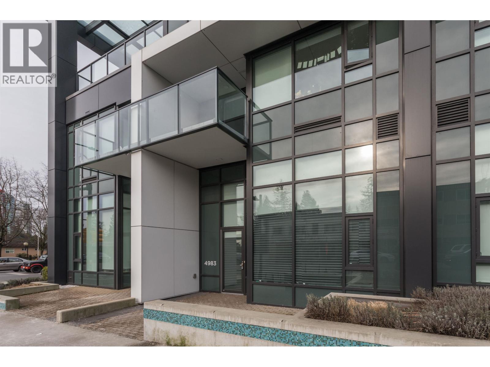 4983 Imperial Street, Burnaby, British Columbia  V5H 0J8 - Photo 5 - C8071817