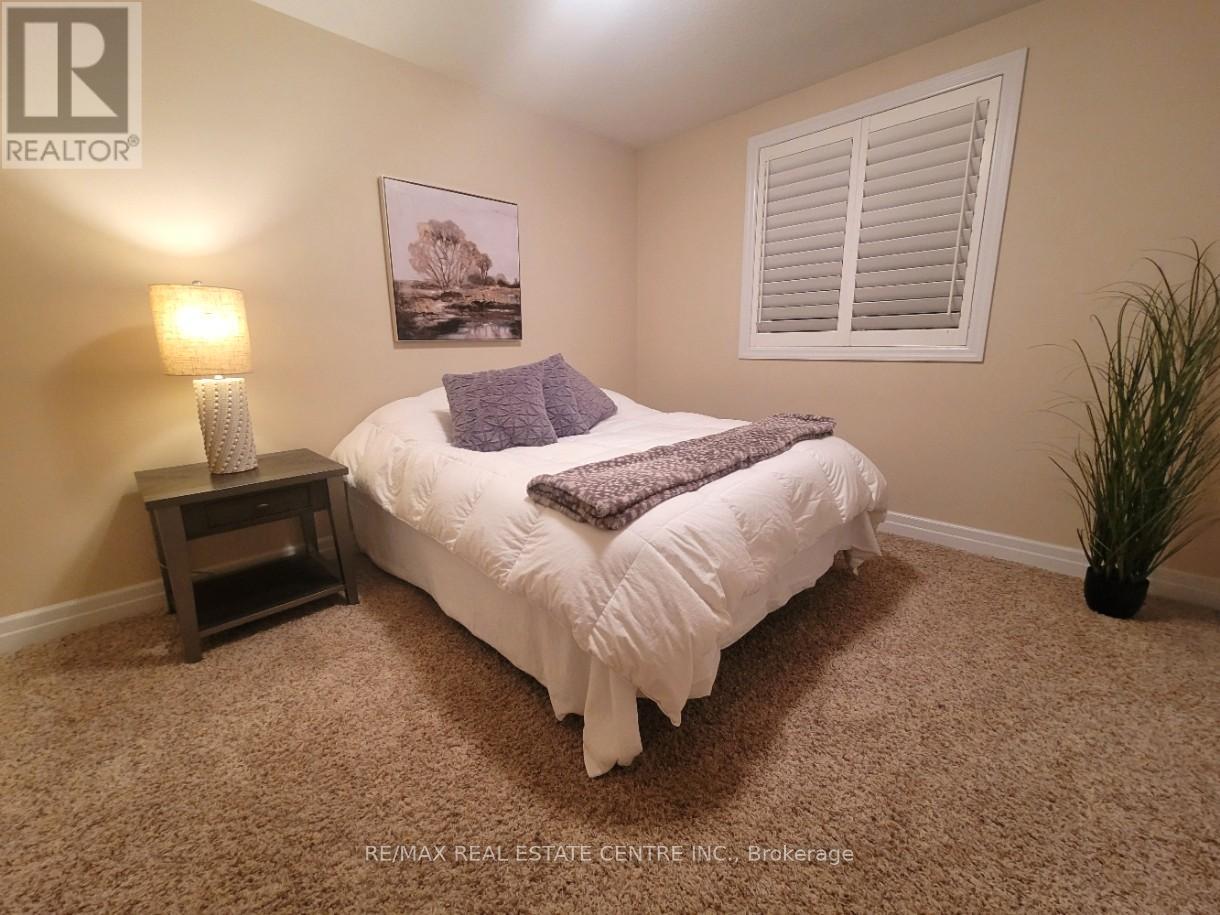 135 Gerber Meadows Drive, Wellesley, Ontario  N0B 2T0 - Photo 24 - X12402434