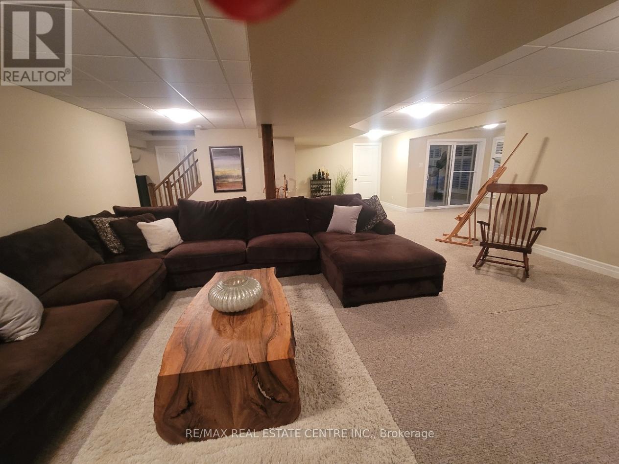135 Gerber Meadows Drive, Wellesley, Ontario  N0B 2T0 - Photo 32 - X12402434