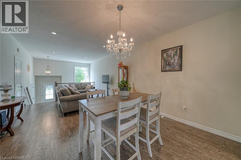 211 Oxford Street, Ingersoll, Ontario  N5C 2V8 - Photo 8 - 40769410