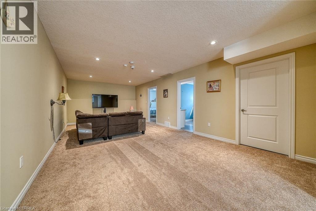 211 Oxford Street, Ingersoll, Ontario  N5C 2V8 - Photo 26 - 40769410