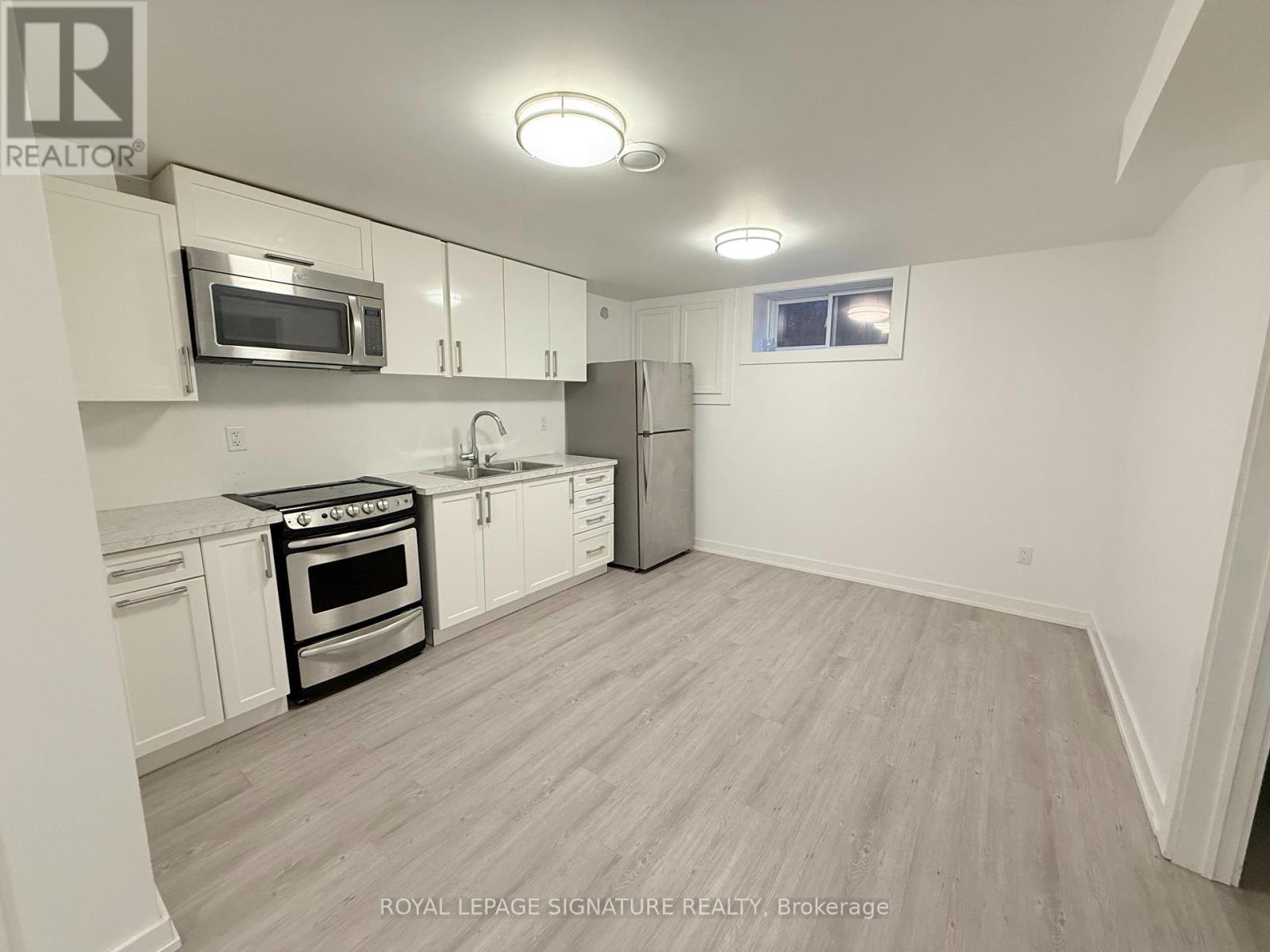 Lower - 38 Burnhamthorpe Road W, Oakville, Ontario  L6M 4K4 - Photo 19 - W12360169