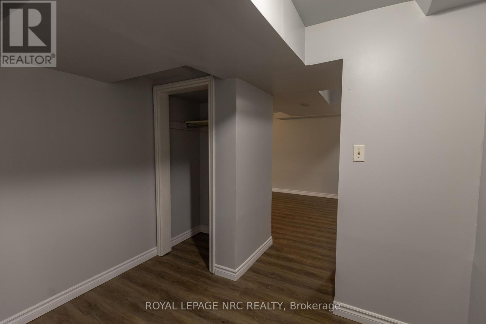 358 Crowland Avenue, Welland, Ontario  L3B 1X7 - Photo 22 - X12399227