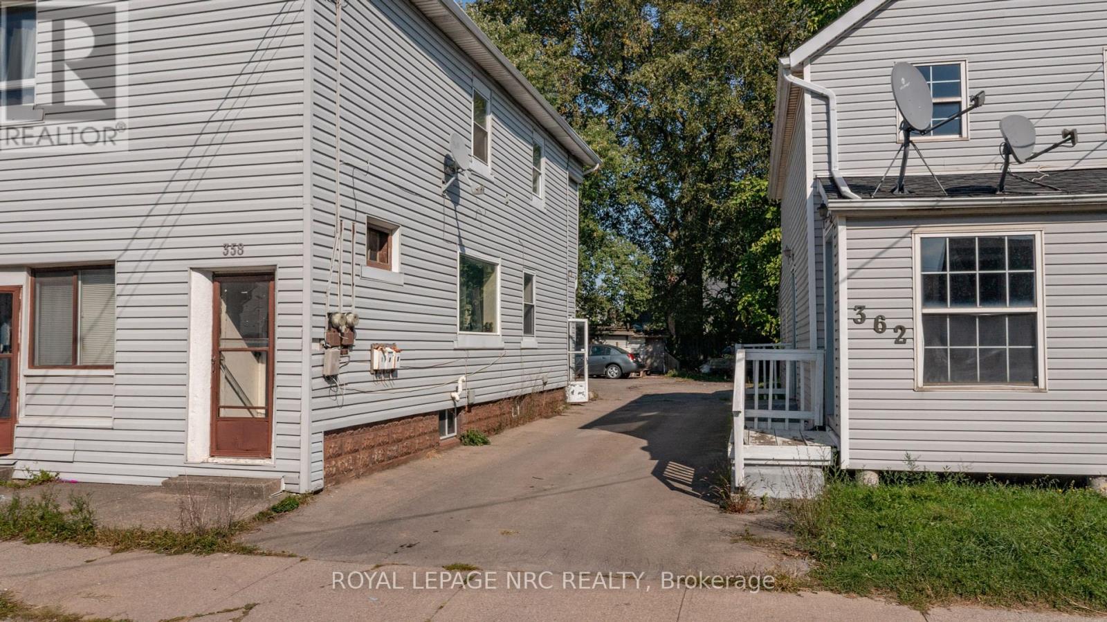 358 Crowland Avenue, Welland, Ontario  L3B 1X7 - Photo 9 - X12399227