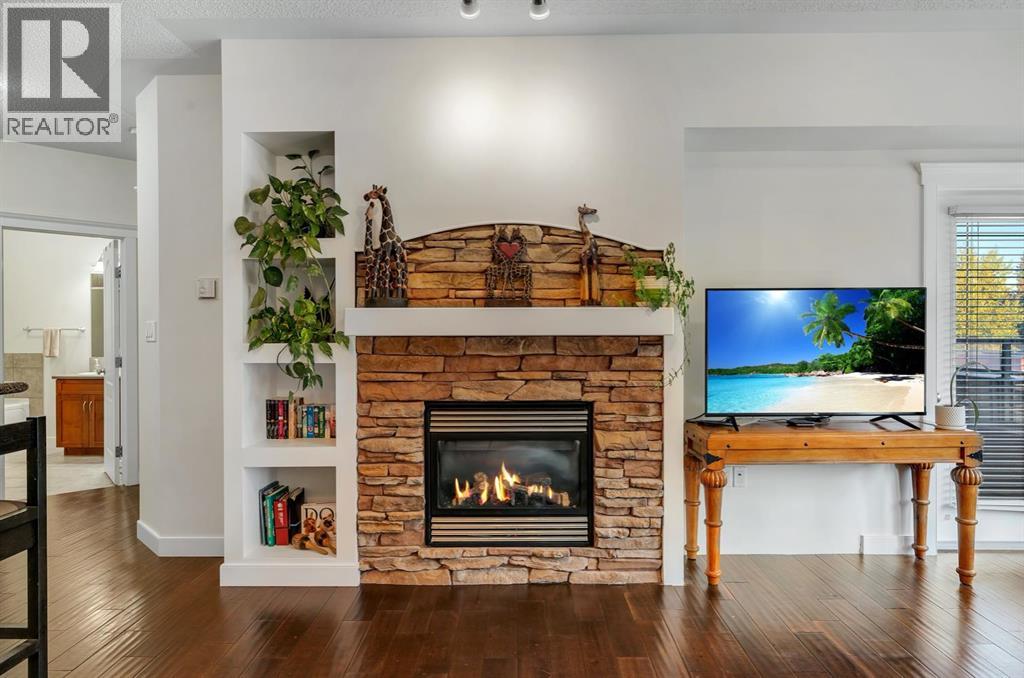 202, 10 Discovery Ridge Close Sw, Calgary, Alberta  t3h 5x3 - Photo 8 - A2256919