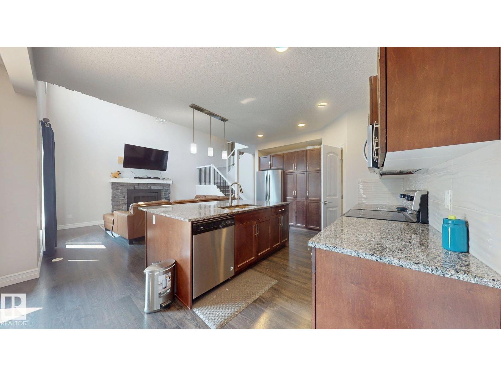 1245 26a St Nw, Edmonton, Alberta  T6T 2J4 - Photo 11 - E4457725