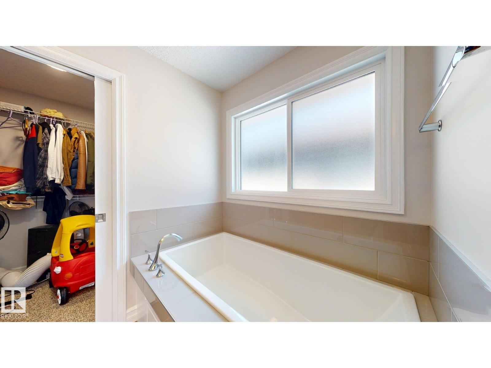 1245 26a St Nw, Edmonton, Alberta  T6T 2J4 - Photo 38 - E4457725