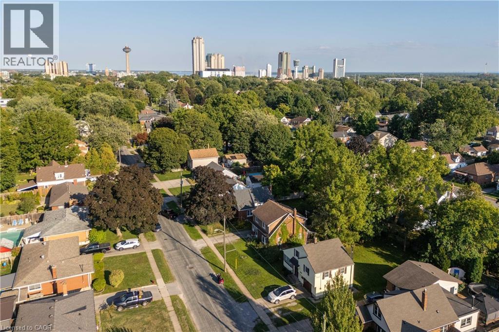 6304 Maranda Street, Niagara Falls, Ontario  L2G 1Z7 - Photo 2 - 40769622