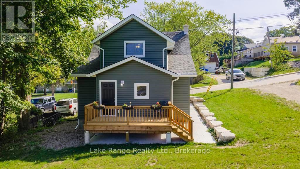 290/298 Frank Street, South Bruce Peninsula, Ontario  N0H 2T0 - Photo 2 - X12402459