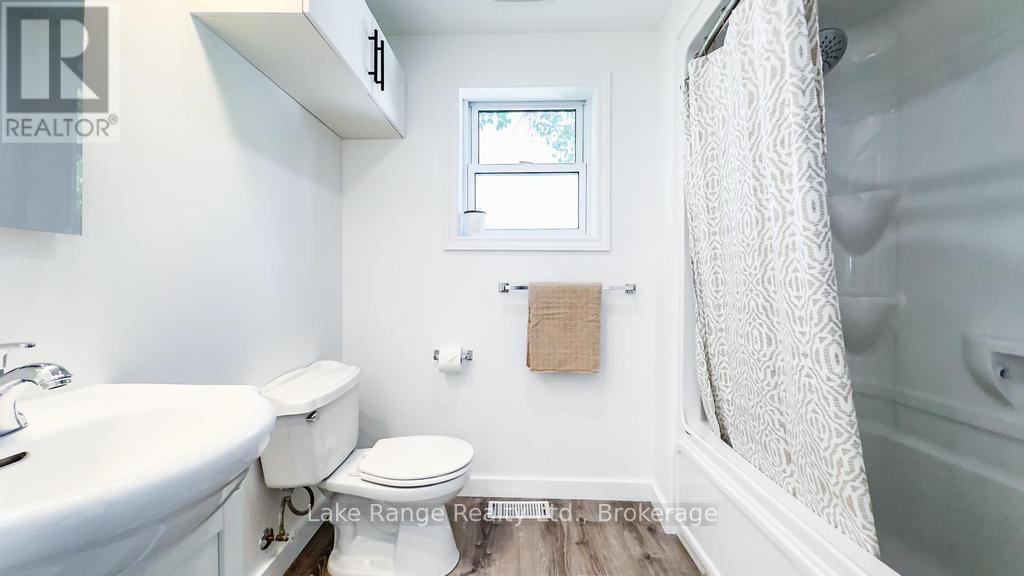 290/298 Frank Street, South Bruce Peninsula, Ontario  N0H 2T0 - Photo 25 - X12402459