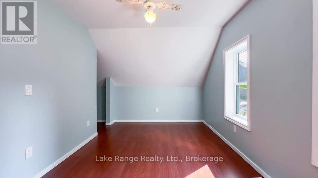 290/298 Frank Street, South Bruce Peninsula, Ontario  N0H 2T0 - Photo 28 - X12402459