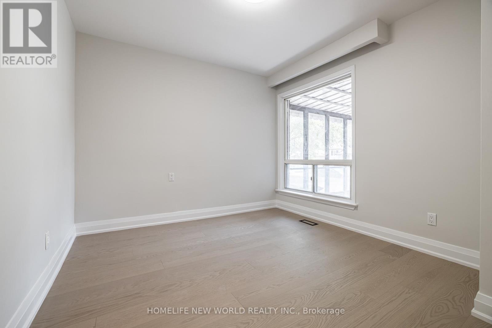 192 Combe Avenue, Toronto, Ontario  M3H 4K5 - Photo 10 - C12402464