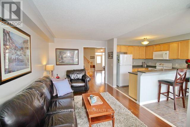 9 Presley Crescent, Whitby, Ontario  L1P 0A3 - Photo 10 - E12402469