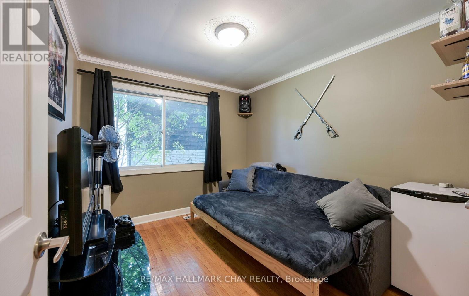 67 Cedar Street, Guelph, Ontario  N1G 1C4 - Photo 14 - X12402466