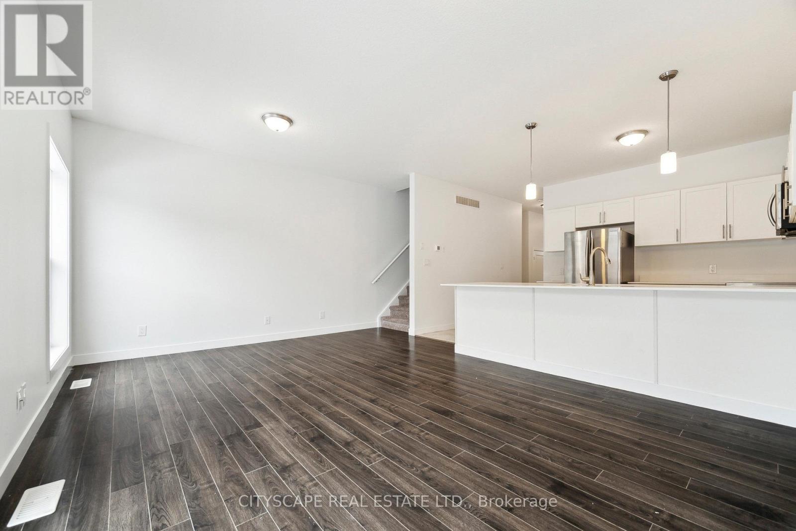 B3 - 439 Athlone Avenue, Woodstock, Ontario  N4V 0C8 - Photo 12 - X12402468
