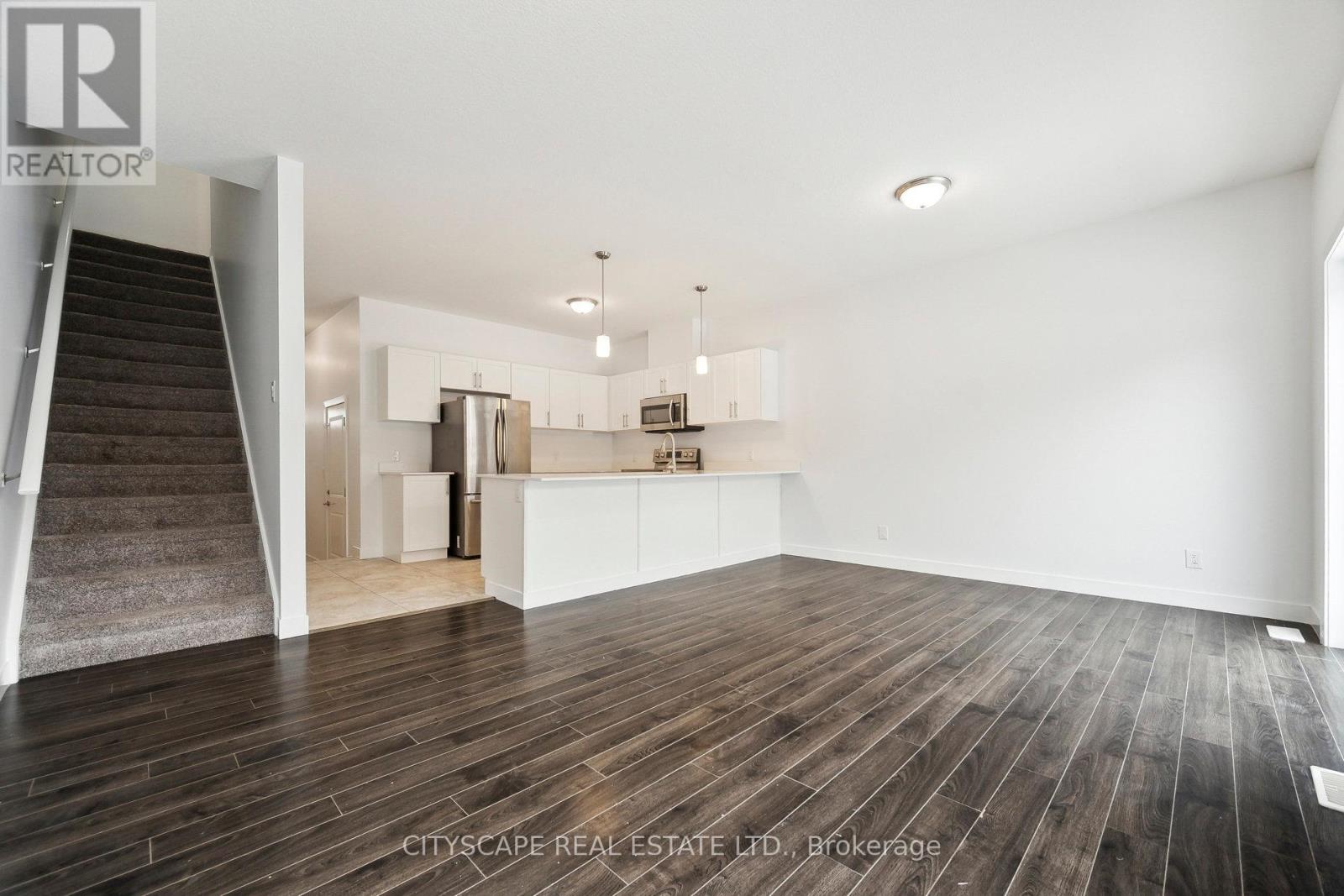 B3 - 439 Athlone Avenue, Woodstock, Ontario  N4V 0C8 - Photo 13 - X12402468
