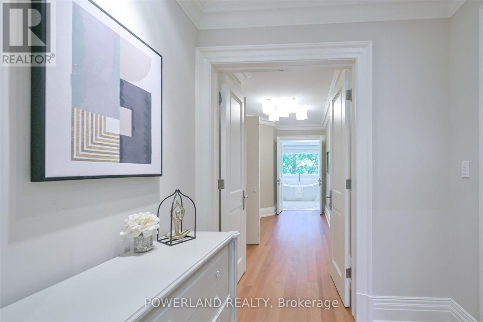 94 Inglewood Drive, Toronto, Ontario  M4T 1H5 - Photo 25 - C12364311