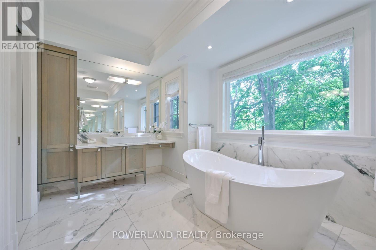 94 Inglewood Drive, Toronto, Ontario  M4T 1H5 - Photo 30 - C12364311