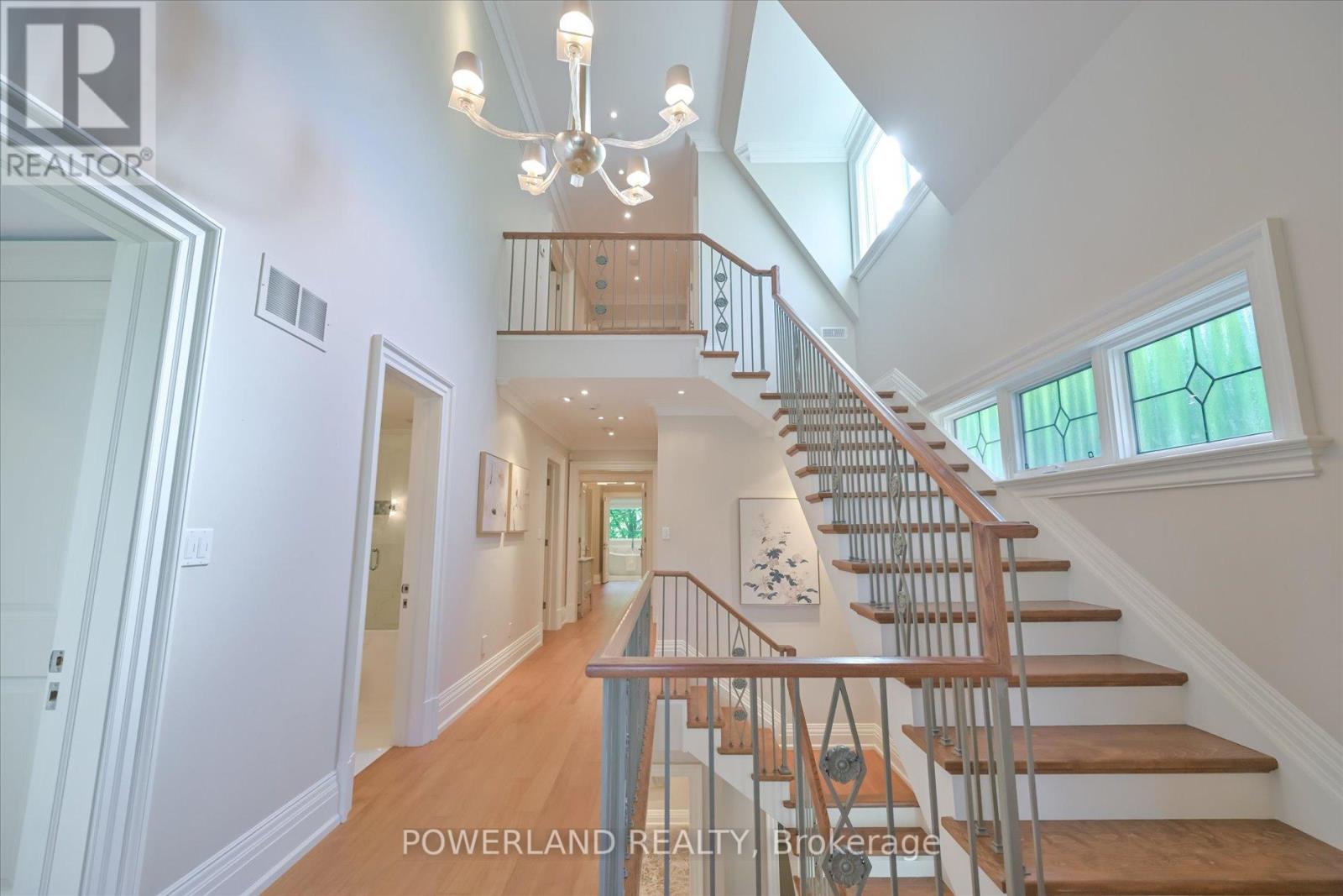 94 Inglewood Drive, Toronto, Ontario  M4T 1H5 - Photo 35 - C12364311