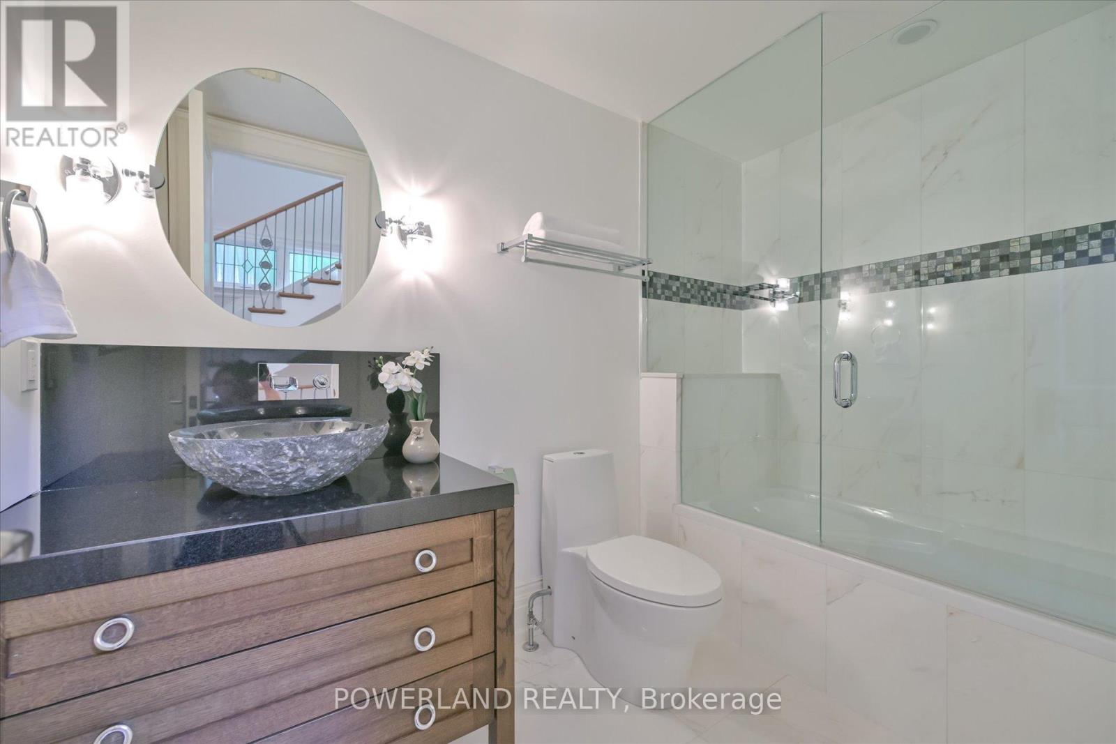 94 Inglewood Drive, Toronto, Ontario  M4T 1H5 - Photo 33 - C12364311