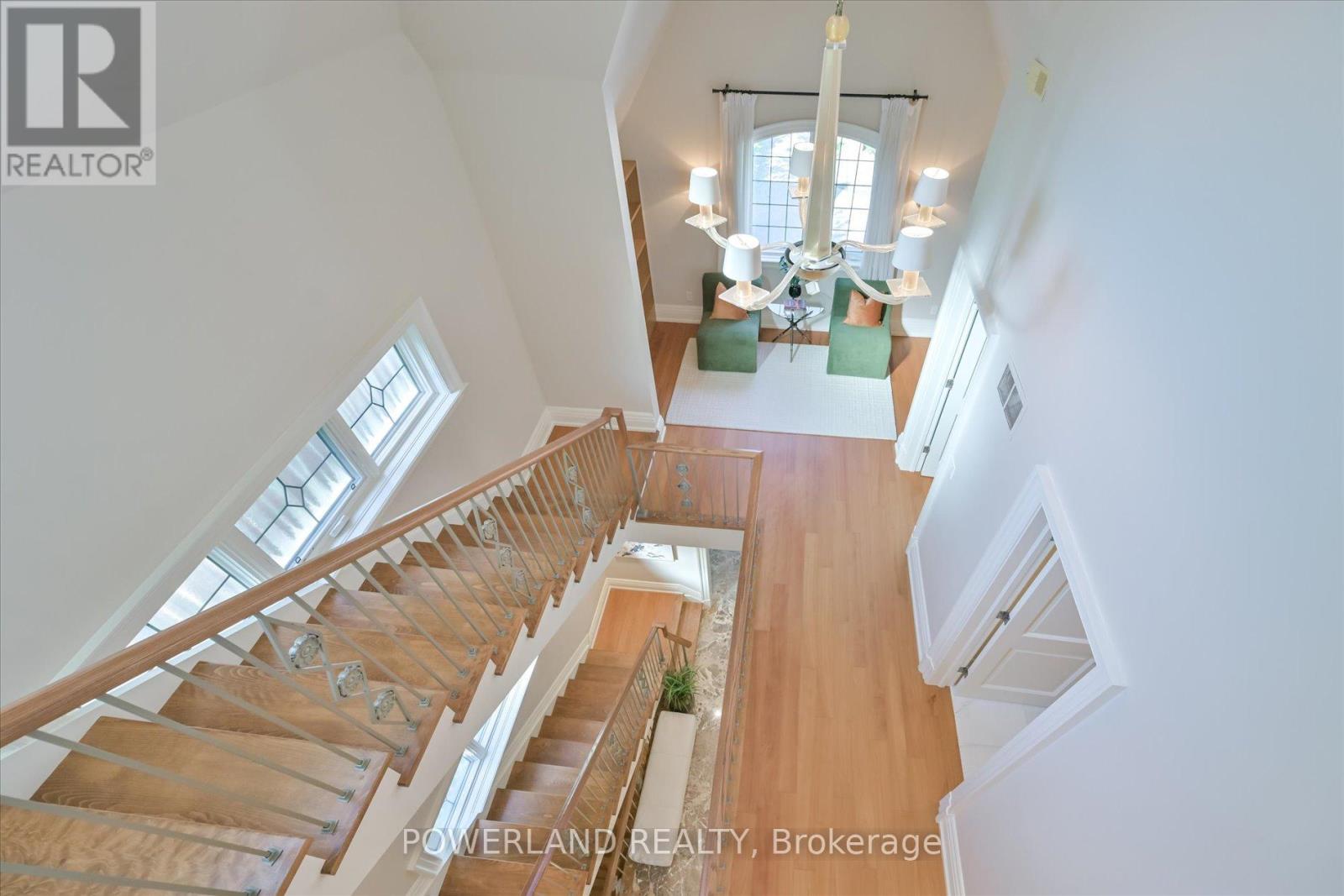 94 Inglewood Drive, Toronto, Ontario  M4T 1H5 - Photo 36 - C12364311