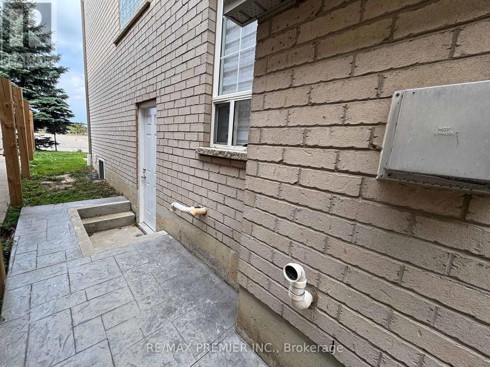 Basement - 106 Bologna Road, Vaughan, Ontario  L4H 2M7 - Photo 2 - N12384971