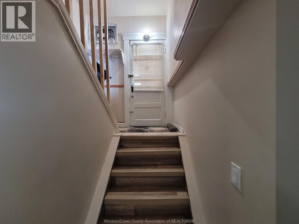 156 Giles Boulevard, Windsor, Ontario  N9A 4B9 - Photo 22 - 25023292