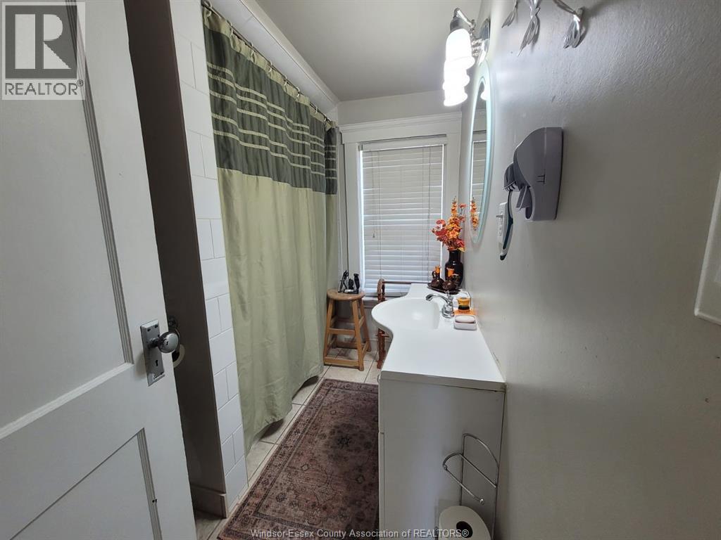 156 Giles Boulevard, Windsor, Ontario  N9A 4B9 - Photo 20 - 25023292