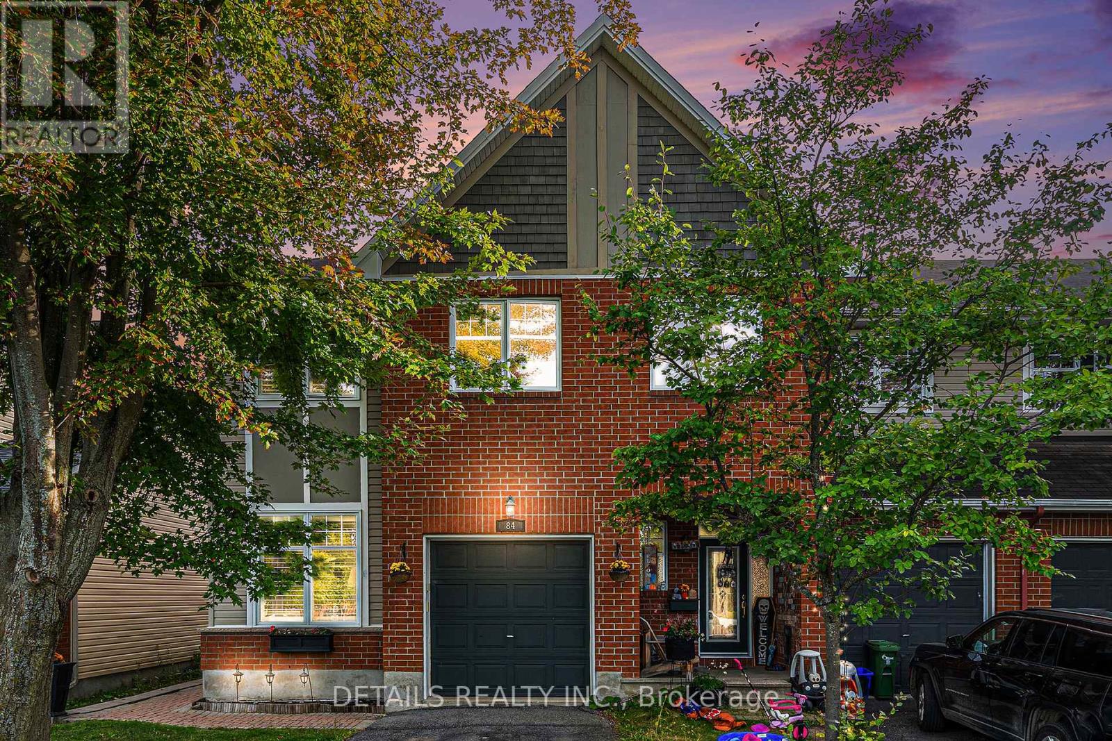 Property at 84 WATERBRIDGE DRIVE S image 1