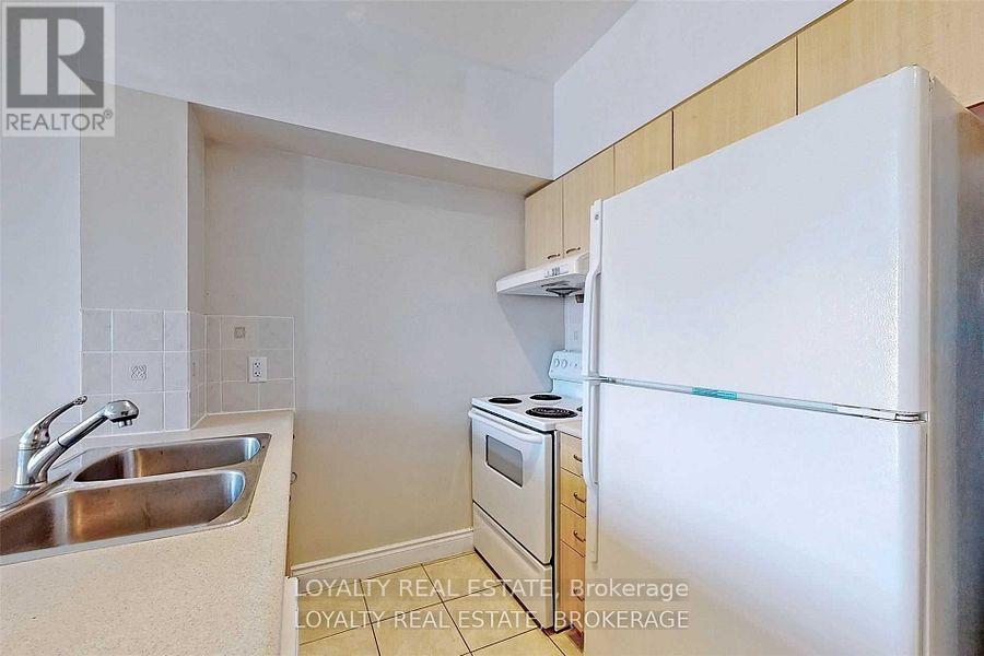 1115 - 88 Times Avenue, Markham, Ontario  L3T 7Z4 - Photo 4 - N12402478