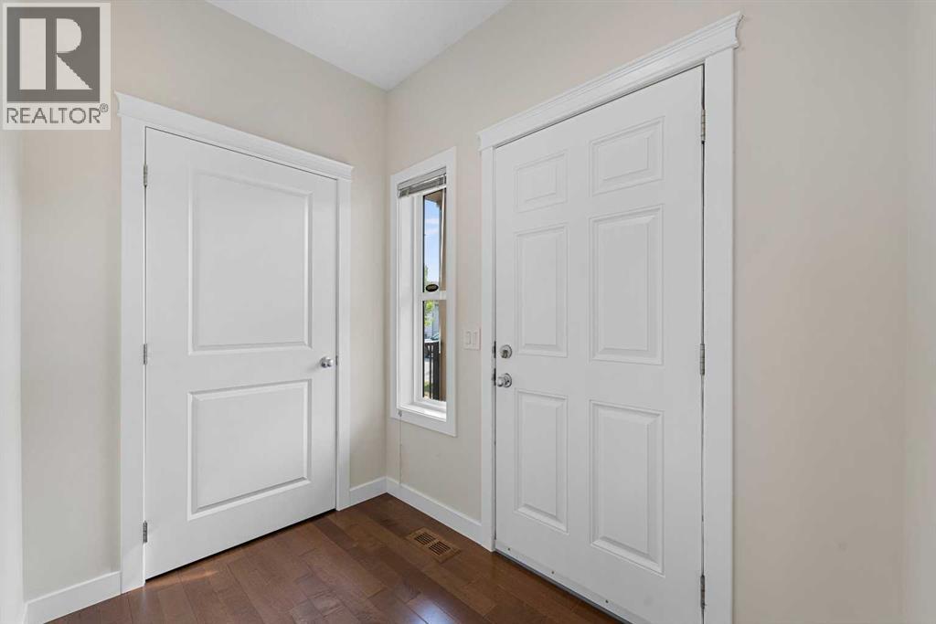 105 Elgin Meadows Circle Se, Calgary, Alberta  T2Z 0R9 - Photo 3 - A2255378