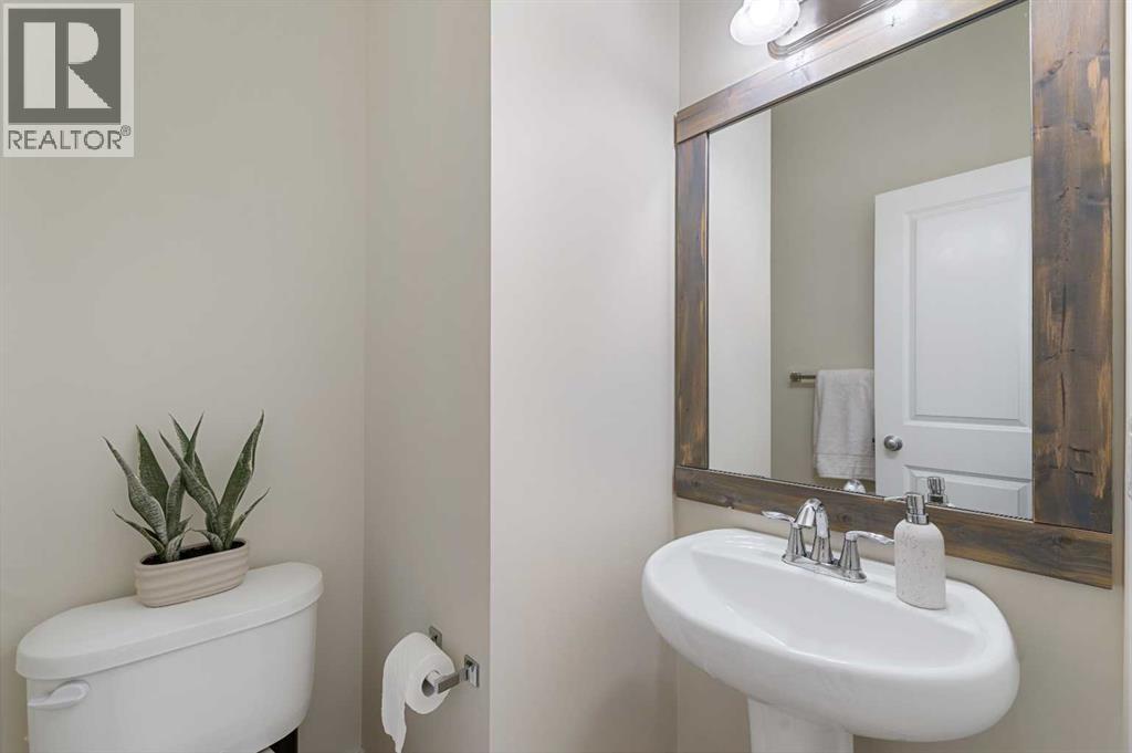 105 Elgin Meadows Circle Se, Calgary, Alberta  T2Z 0R9 - Photo 22 - A2255378