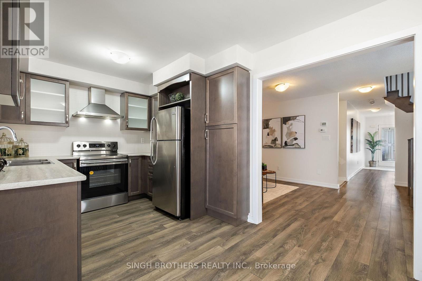 21 Hoover Road, Brampton, Ontario  L7A 4L2 - Photo 12 - W12382797