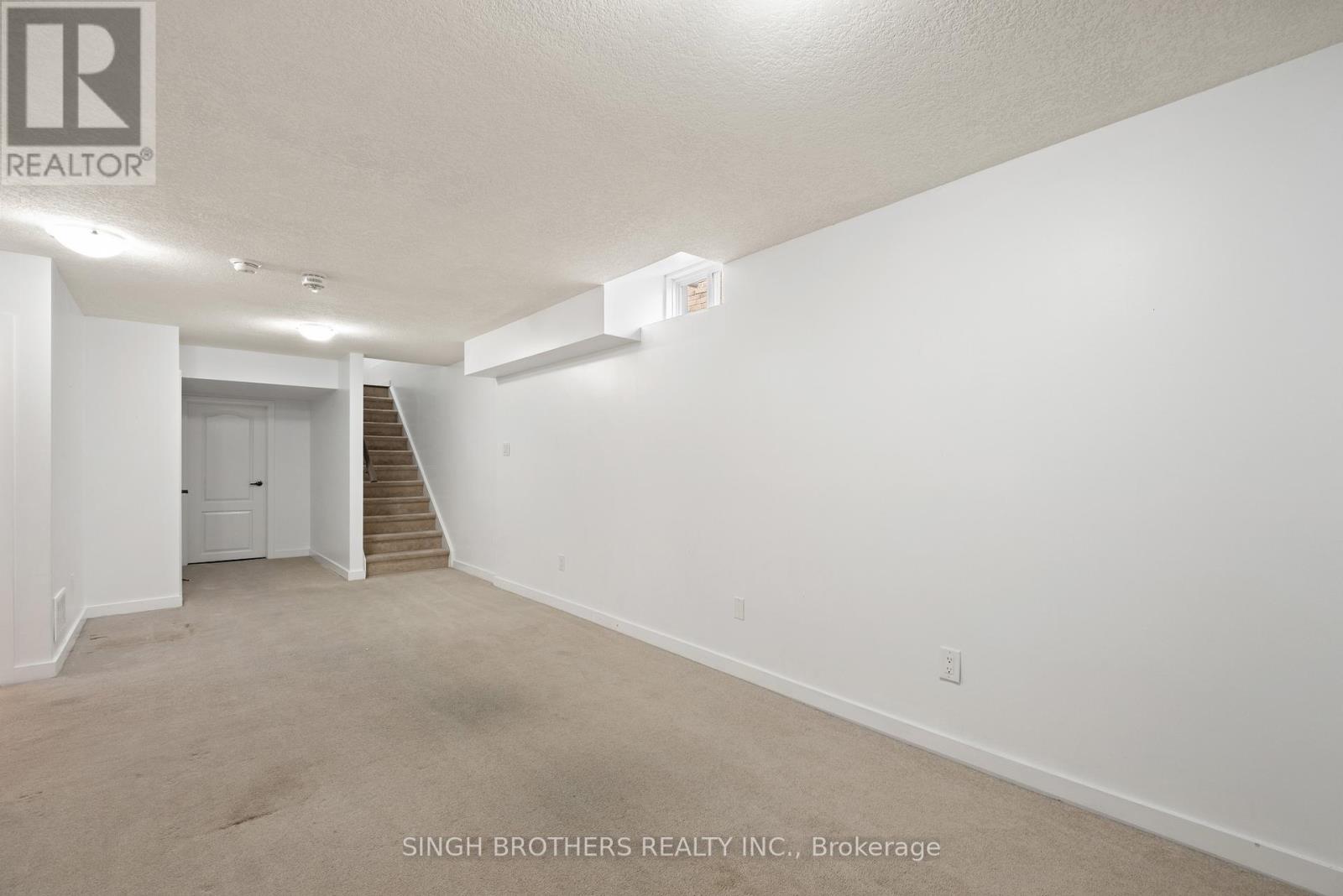 21 Hoover Road, Brampton, Ontario  L7A 4L2 - Photo 30 - W12382797