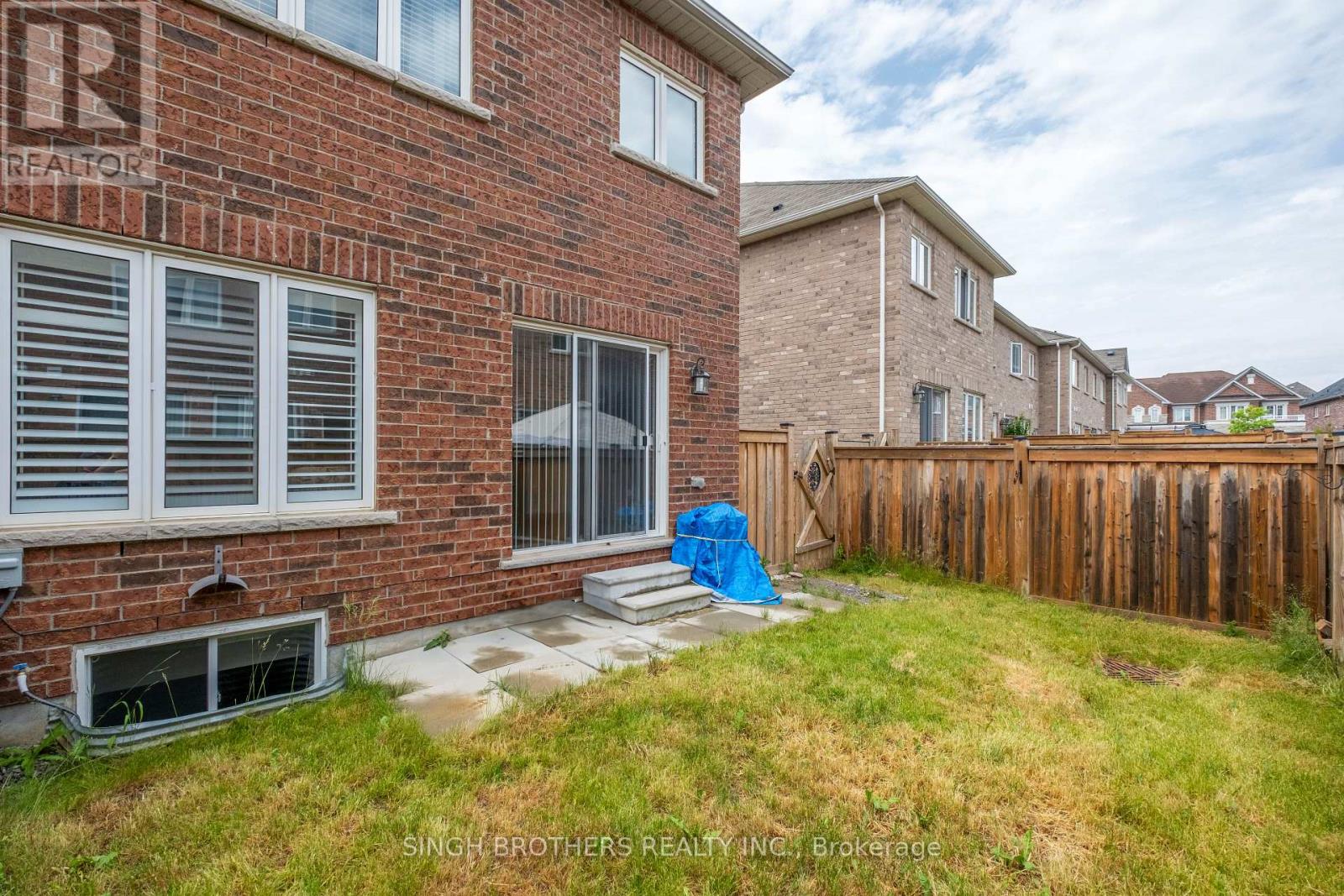 21 Hoover Road, Brampton, Ontario  L7A 4L2 - Photo 36 - W12382797