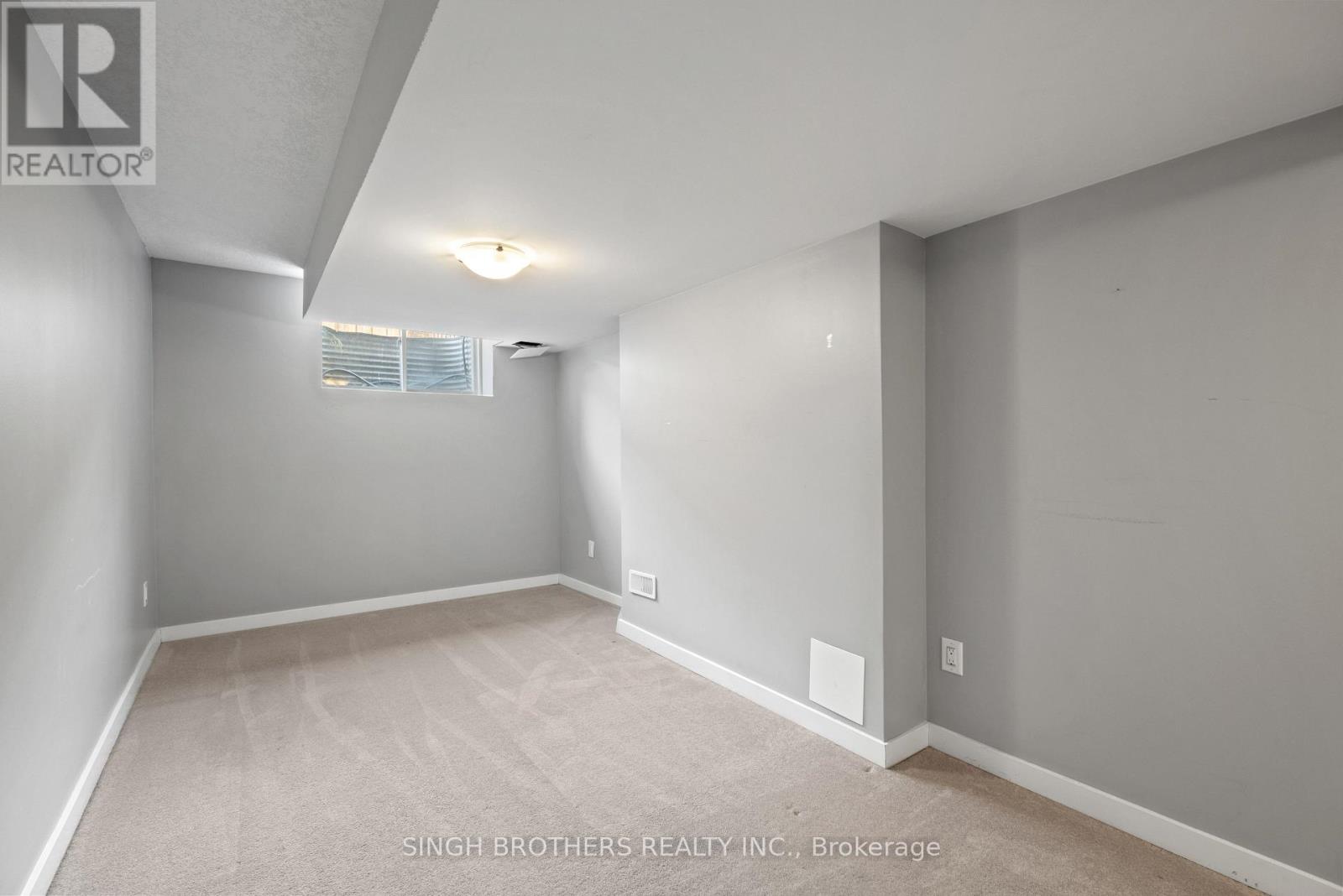 21 Hoover Road, Brampton, Ontario  L7A 4L2 - Photo 31 - W12382797