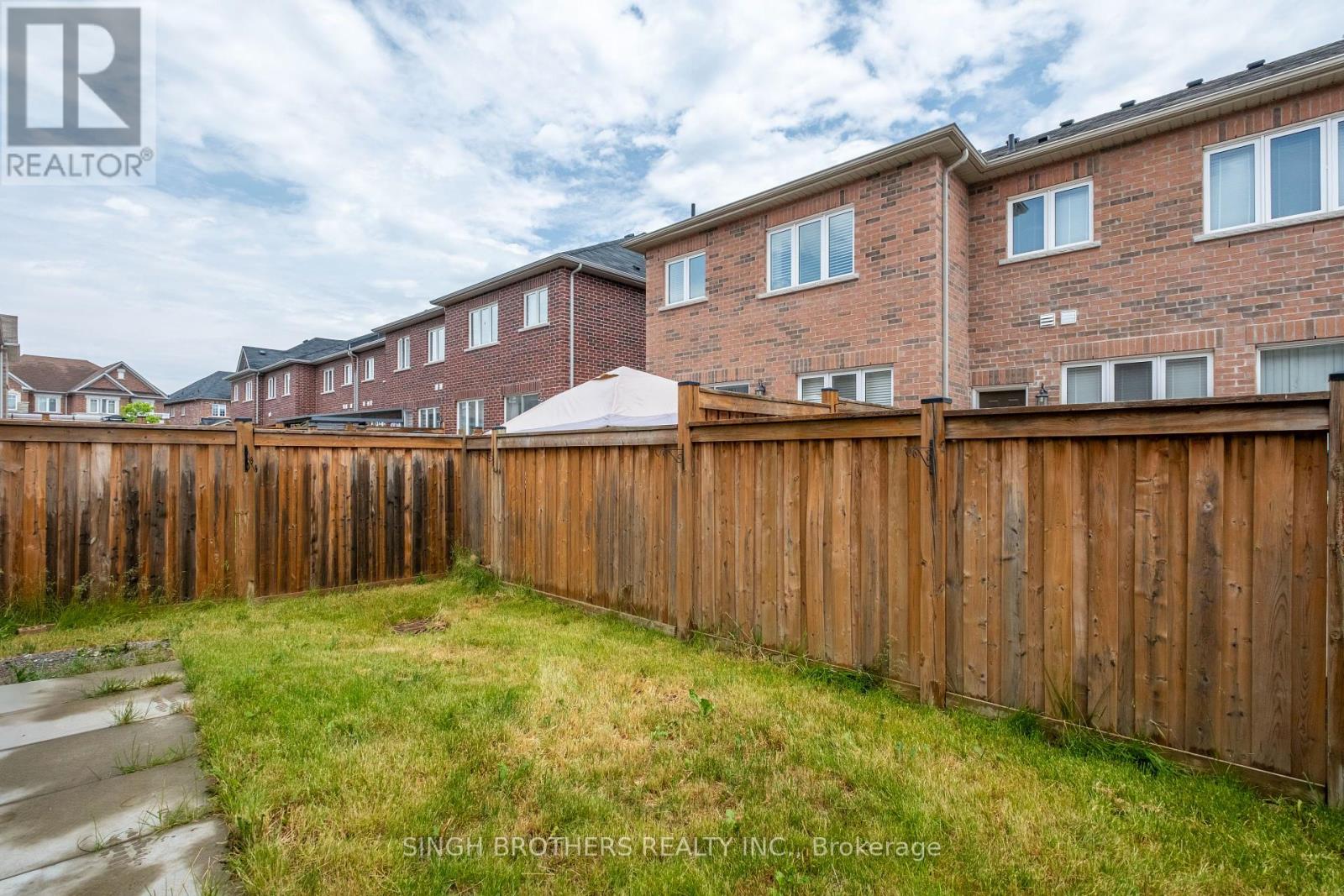 21 Hoover Road, Brampton, Ontario  L7A 4L2 - Photo 35 - W12382797