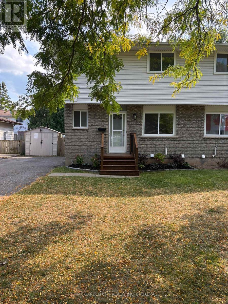 5842 FRONTENAC STREET, Niagara Falls, Ontario