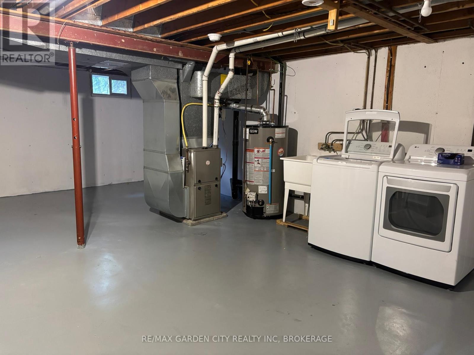 5842 Frontenac Street, Niagara Falls, Ontario  L2G 3A9 - Photo 18 - X12402485