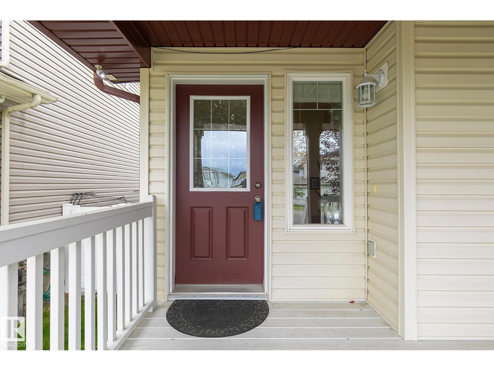 8740 180 Av Nw, Edmonton, Alberta  T5Z 0E3 - Photo 2 - E4457730