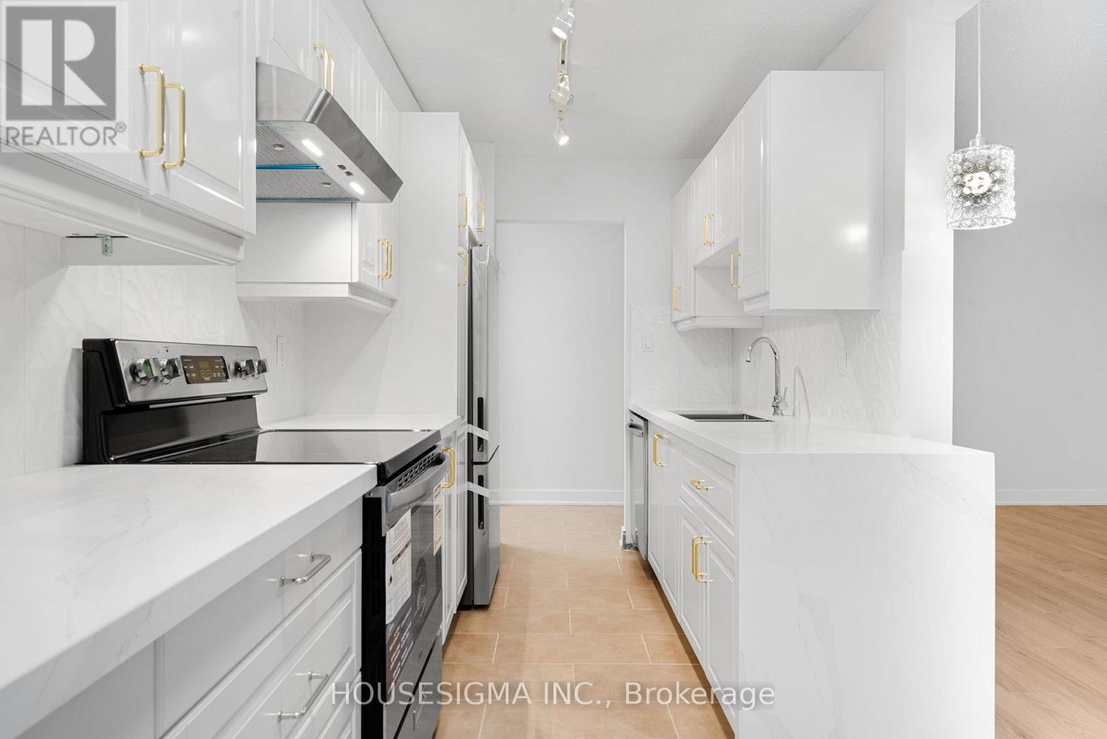 305 - 6400 Huggins Street, Niagara Falls, Ontario  L2J 3G5 - Photo 11 - X12402484