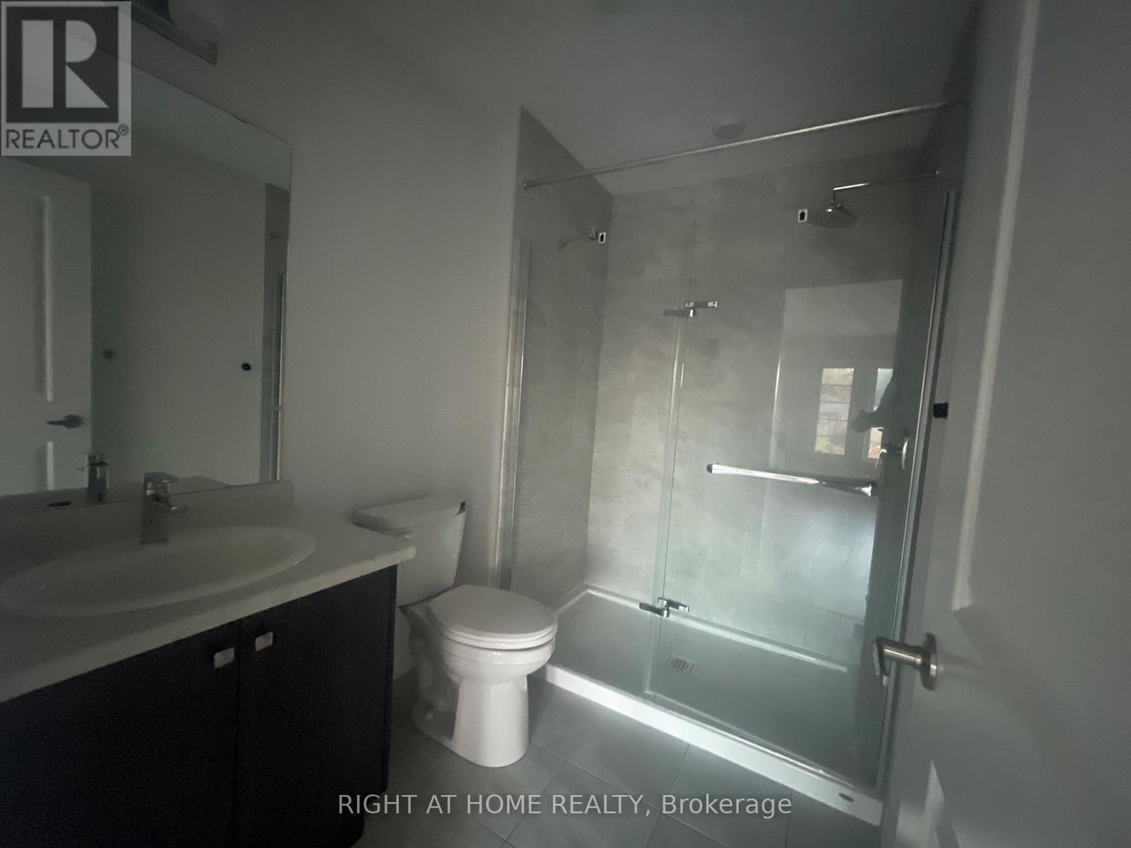 31 - 448 Blackburn Drive, Brantford, Ontario  N3T 0X2 - Photo 17 - X12402488