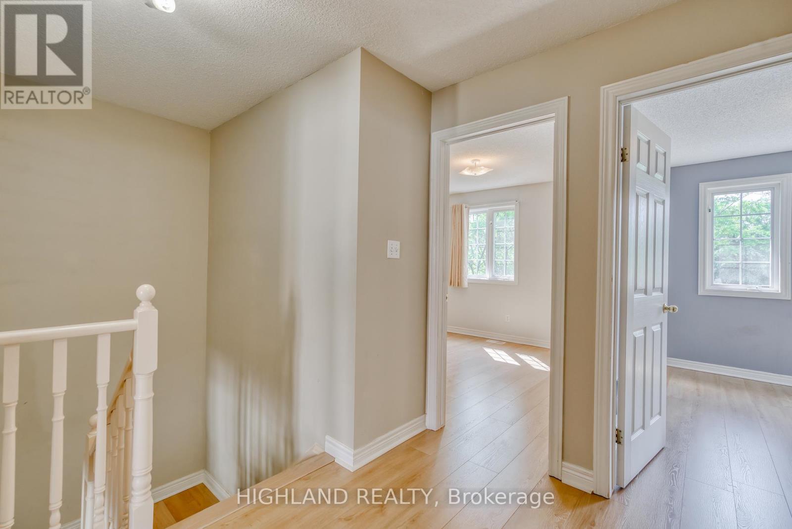 11 - 1750 Creek Way, Burlington, Ontario  L7L 6R2 - Photo 13 - W12402504