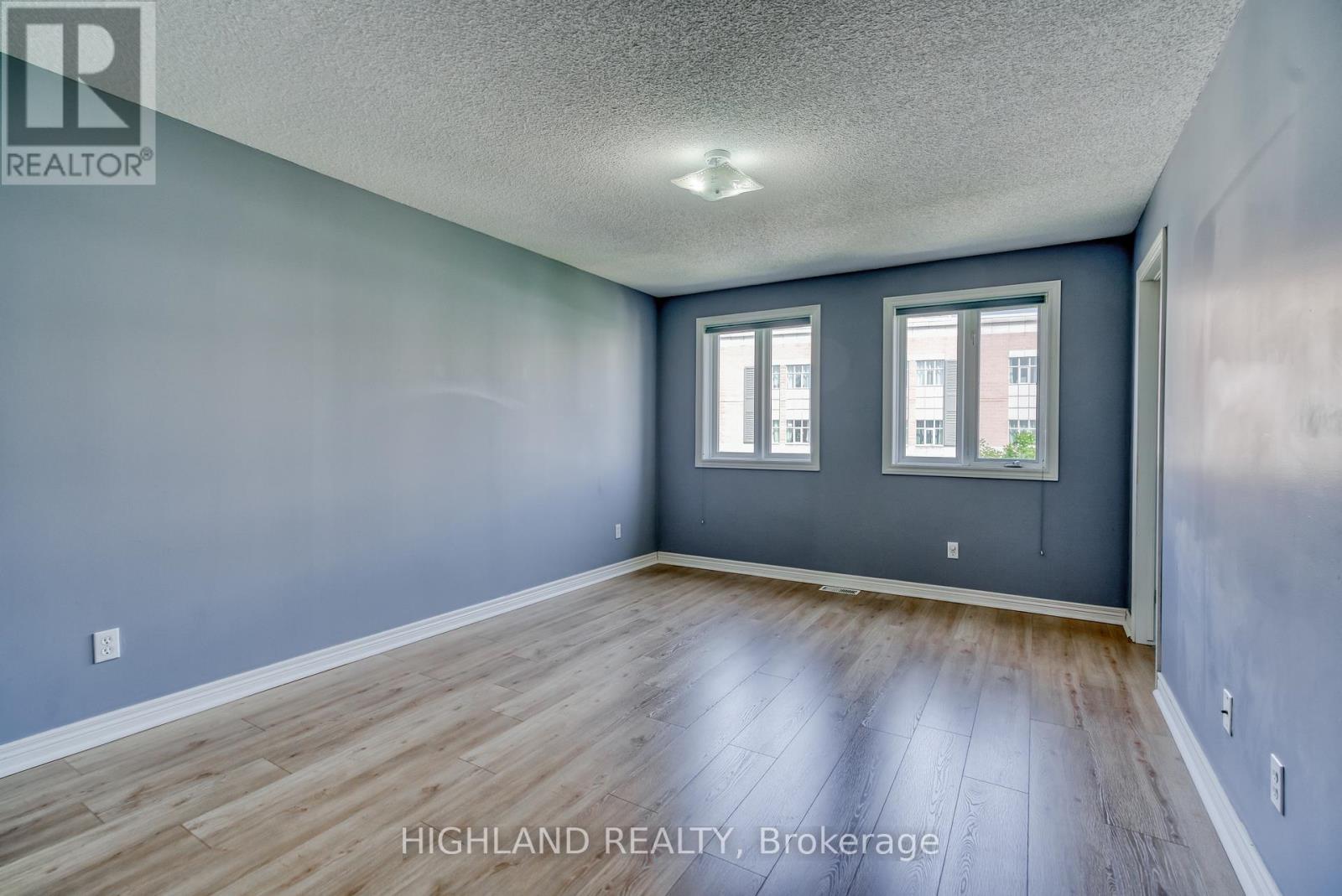 11 - 1750 Creek Way, Burlington, Ontario  L7L 6R2 - Photo 18 - W12402504