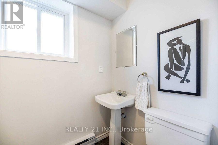 231 Medina Court, Oshawa, Ontario  L1J 7E1 - Photo 11 - E12386758