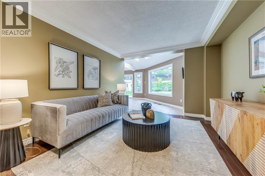 1246 Saddler Circle, Oakville, Ontario  L6M 2X5 - Photo 9 - 40767899