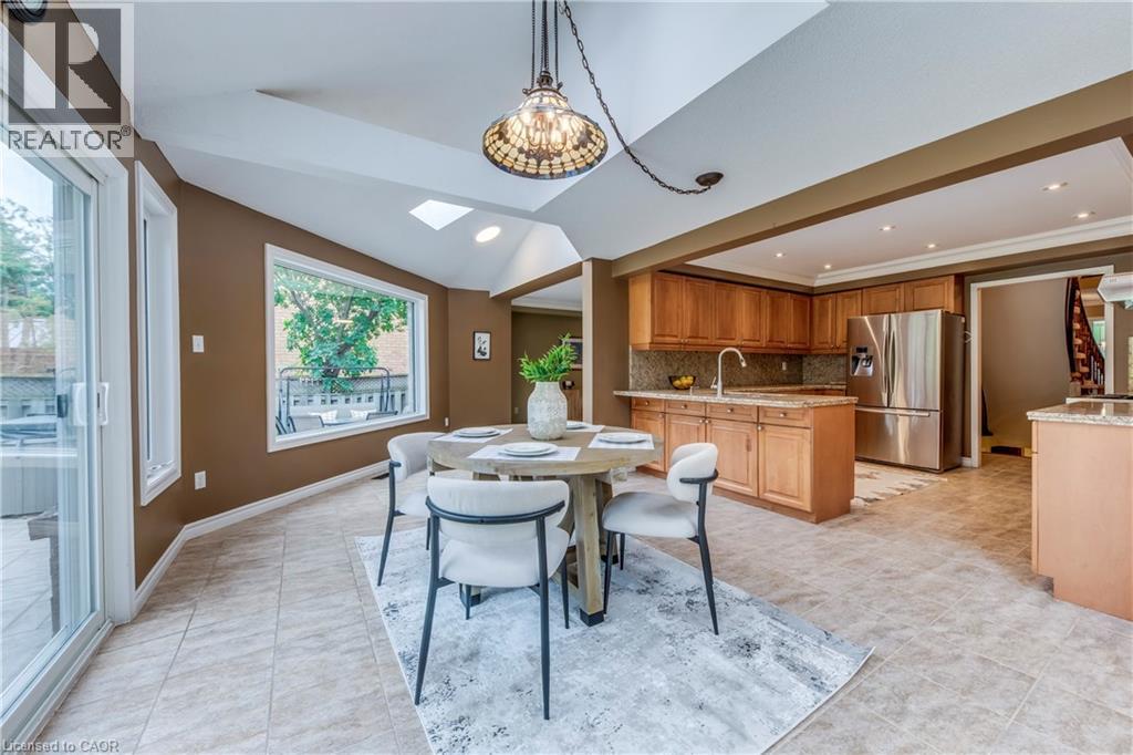 1246 Saddler Circle, Oakville, Ontario  L6M 2X5 - Photo 14 - 40767899