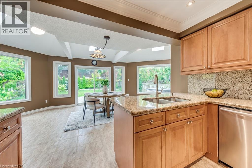 1246 Saddler Circle, Oakville, Ontario  L6M 2X5 - Photo 24 - 40767899