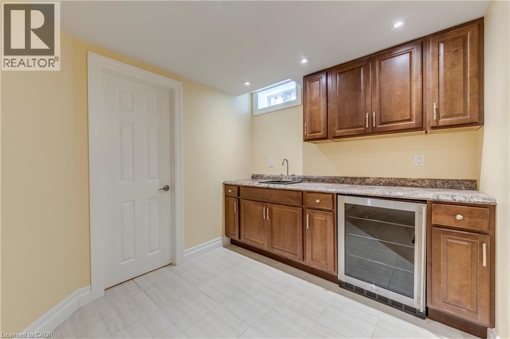 1246 Saddler Circle, Oakville, Ontario  L6M 2X5 - Photo 43 - 40767899