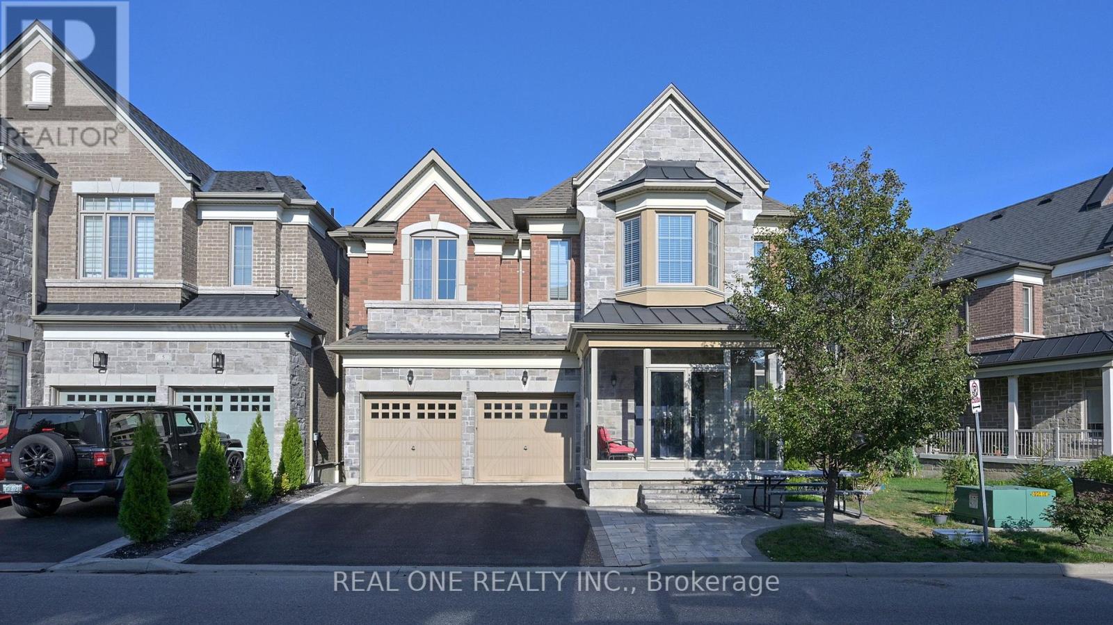 6 - 1815 Fairport Road, Pickering, Ontario  L1V 1T2 - Photo 1 - E12402509